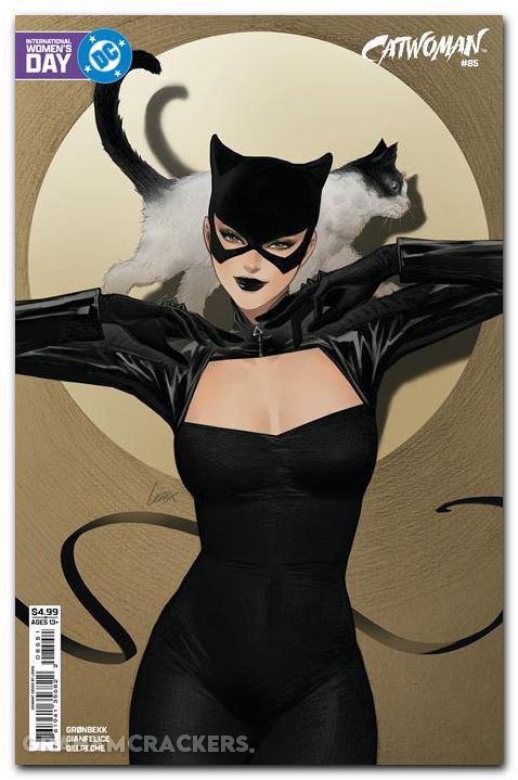 Catwoman #85 (2018) cover e leirix womens history month variant