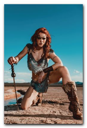 Red Sonja Noir #1 (2025) cover g cosplay virgin variant