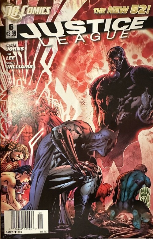 Justice League #6 (2011) newsstand edition